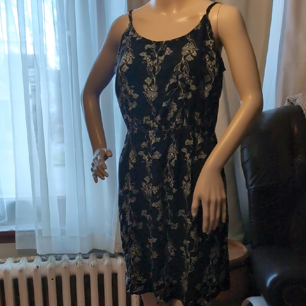 Chic Black Dress with Floral Design